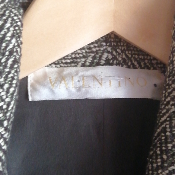 VALENTINO Vintage Tweed Jacket Size 4 - Picture 7 of 9
